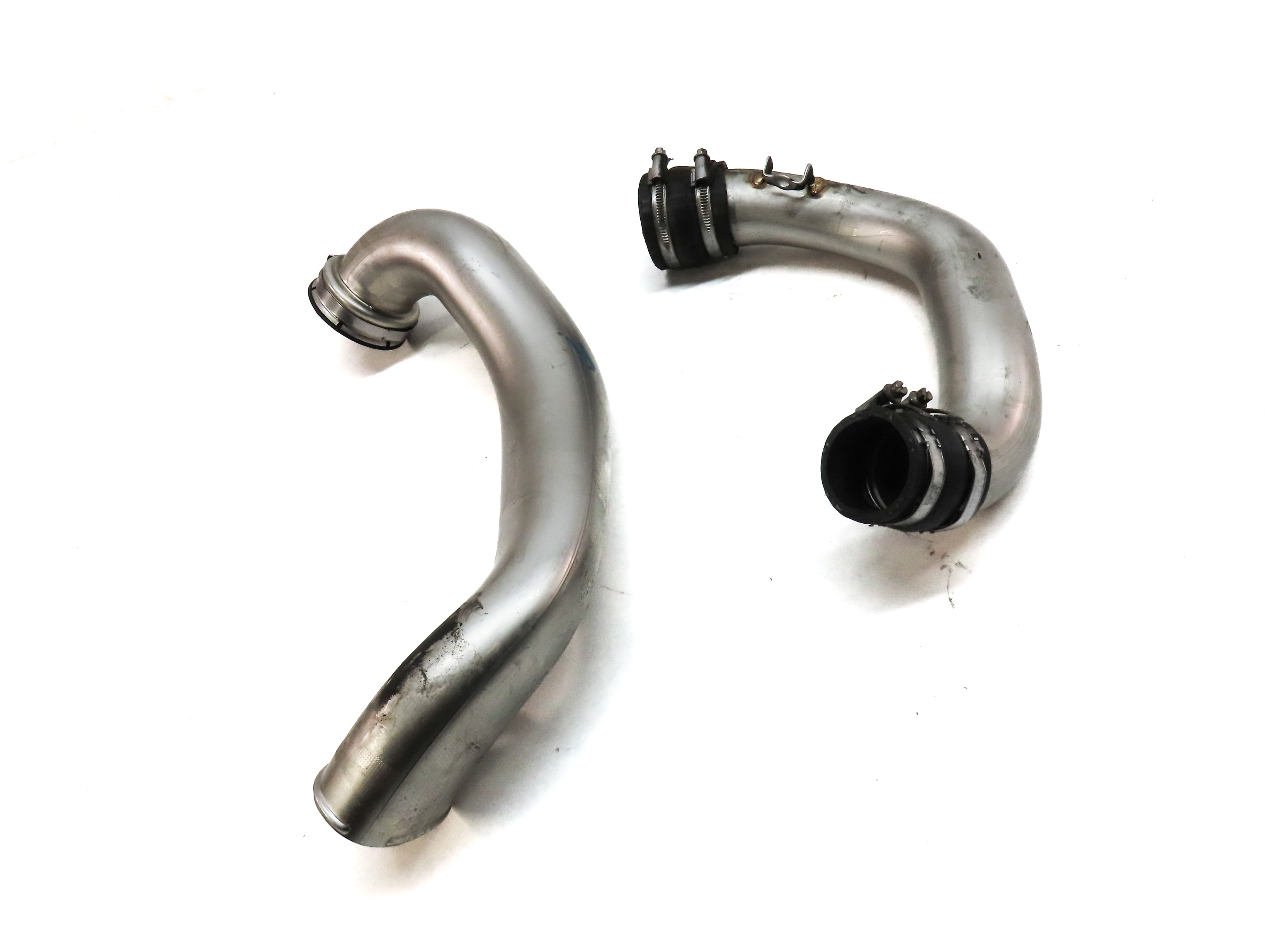 2013 MERCEDES ML550 W166 4.6L (278.928) RIGHT ENGINE AIR INTAKE PIPE HOSE SET/2 — exact item pictured